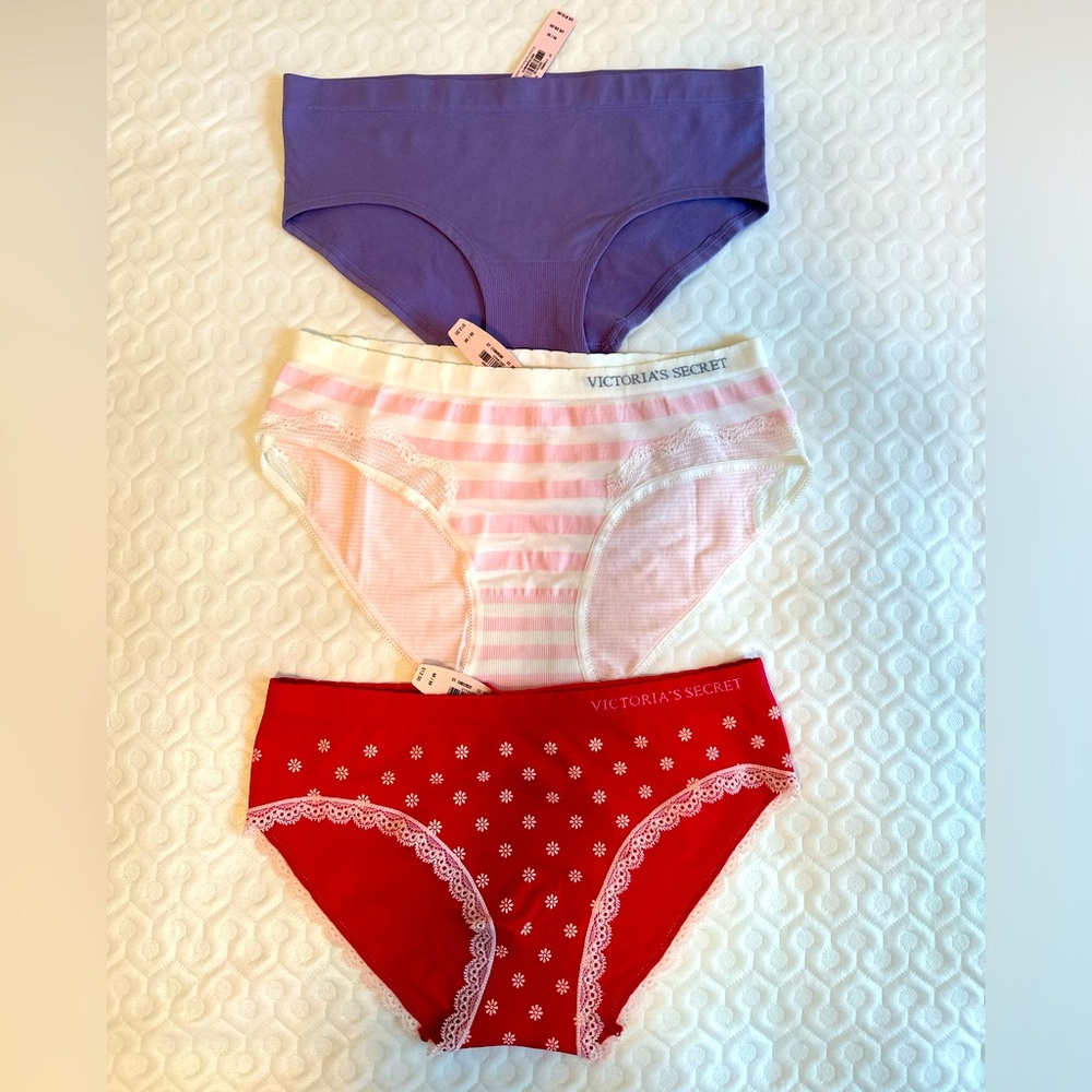 Victoria's Secret, Bundle of 3 underwear set.